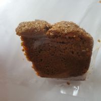 Carrot cake with sesame seeds at Pasa la Nuez in Lima