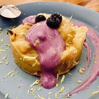 Apple and blueberry cake   at Donna Vegana in Mallorca