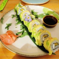 Mango-feta sushi at Donna Vegana in Mallorca