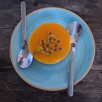 Mango passion cheesecake at Donna Vegana in Mallorca