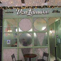 Front door at Van Leeuwen Ice Cream - Hudson Yards in New York City