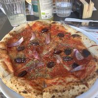 Pizza Mediteranea  at Berberè in Verona