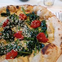 Pizza Hummus at Berberè in Verona