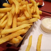 Fries with veganaise at Jorgen's Friethuisje in Tienen