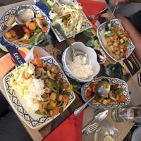 Yum! En handig om samen te delen en van te eten at Pinto Thai in Enschede