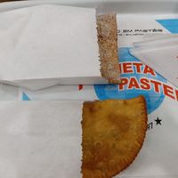 Pastel doce de maçã pequeno. Pastel salgado "vegan" médio at Planeta Pastel in Santa Catarina