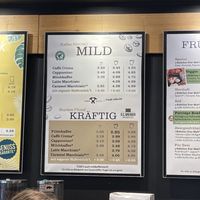 Vegane Kaffeevarianten at Junge Die Bäckerei in Fehmarn