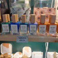  at La Reserve Naturelle in Montreal