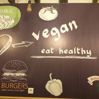 V at Gourmet Burger in Paris