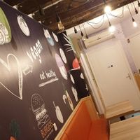 Narrow seating area at Gourmet Burger in Paris