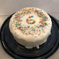 Special ordered birthday cake at Pico Feliz in Samara