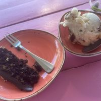 Chocolate walnut cake and tahini fig walnut ice cream  #Veganuary at Pico Feliz in Samara