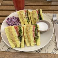 Veggie club sandwich con coleslaw   at Tauer in Turin