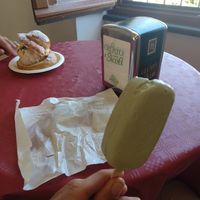 Selfmade pistachio ice cream with olive oil at Gelateria Sicoli in Amantea