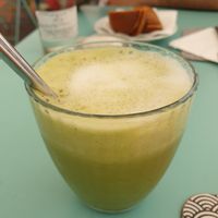 Matcha soy latte at Hiromi Cake in Rome