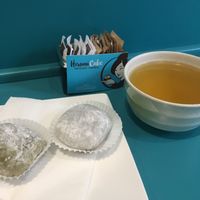 Mochi and tea at Hiromi Cake in Rome