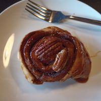 Vegan cinnamon roll at Izz Cafe in Cork