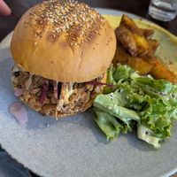 Burger at Monkey Mood in Bordeaux