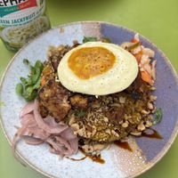 Nasi Goreng mit veganem Spiegelei  at Monkey Mood in Bordeaux