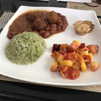 Main plate with menu of day at Roots Veggie & Healthy Food in Barranquilla