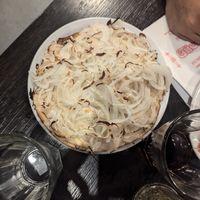 Fugazzeta (pequeña) at Pizzería Güerrín in Buenos Aires