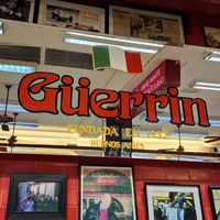  at Pizzería Güerrín in Buenos Aires