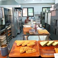 big kitchen at For Four Bread 포포브레드 in Seoul