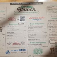 Sunday brunch menu at Club House 27 in Sant Pere De Ribes