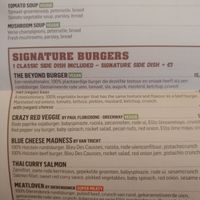 Crazy red can be made vegan at Ellis Gourmet Burger in Amsterdam