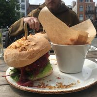 Beyond Burger with vegan cheese at Ellis Gourmet Burger in Amsterdam
