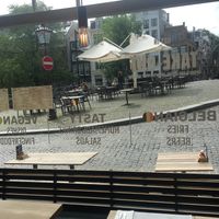 Outside sitting area on a bridge at Ellis Gourmet Burger in Amsterdam