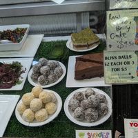 Desserts at Snoogies Health Bar in Cairns