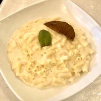 Mac & Cheese with smoked “bacon" at VeganE & Saint Vegan in South West London