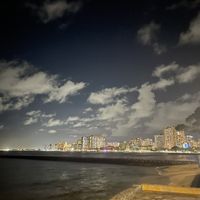 Night views of the city   at Barefoot Beach Cafe in Honolulu