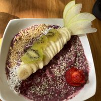 Acai bowl at The Pitted Date in Tulum