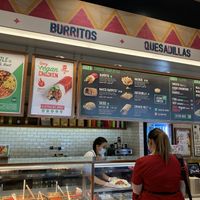 Shop front at SYD - Mad Mex - T1 in Mascot