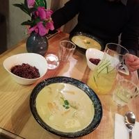 We both had the Mist Yellow Curry 🥘 at Mist in Prague