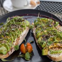 🥑 Avocado Toast with Cream Cheese at Coco Bowl in Salento
