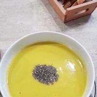 Blumenkohlsuppe at Leef in Caldas Da Rainha