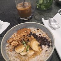 Vegan oats with peanut butter and banana at Me Kolonaki in Athens