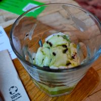 Vegan matcha affocato at Catlove Coffee in Gijon