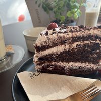 Schwarzwälderkirschtorte 🤤🤤🤤in Vegan 🌱 ❤️ (war ein Special )  at Eisdiele Frohnatur in Kassel