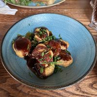 Vegan nuggets and bbq sauce   at Friend at Hand in London
