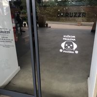 dogs welcome  at Peruzza in Ljubljana