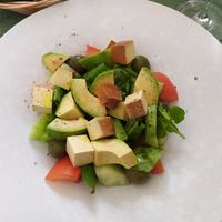 Mediterranean salad with avocado and smoked tofu 🥑 at Dalmatino in Hvar