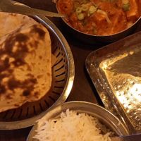Vegan tofu curry and chapati bread at Bombay Street in Gothenburg