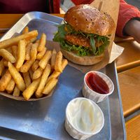 Spicy crispy chicken   at VEG'D - Vegan Burgers - F-Hain in Berlin