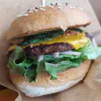 THE Burghain Burger at VEG'D - Vegan Burgers - F-Hain in Berlin