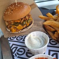  at VEG'D - Vegan Burgers - F-Hain in Berlin