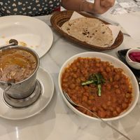 Daal Makana with black lentils, Chana Masala and Chapati at Primani's in Udon Thani